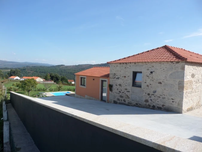 Moradia T3 para Venda em Candemil e Gondar Foto 25