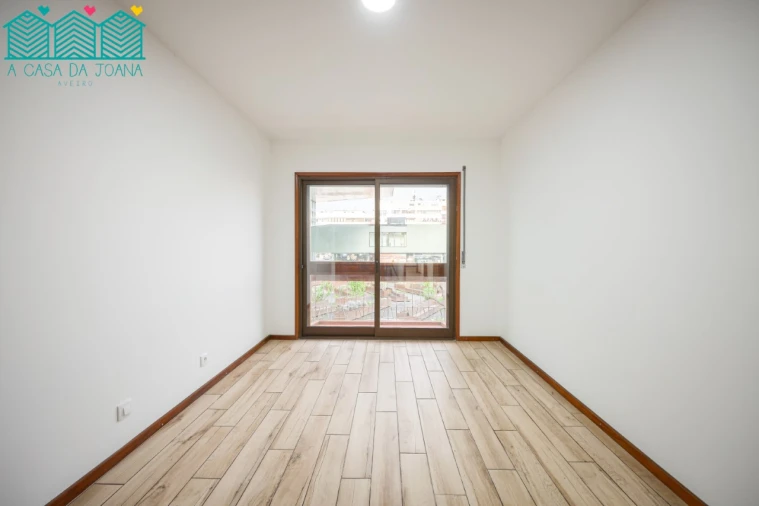 Apartamento T2 para Arrendamento em Ílhavo (São Salvador) Foto 17