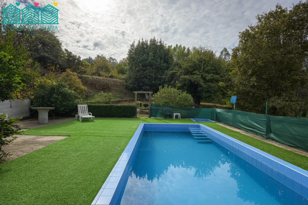 Moradia T5 para Venda em Cedrim e Paradela Foto 10