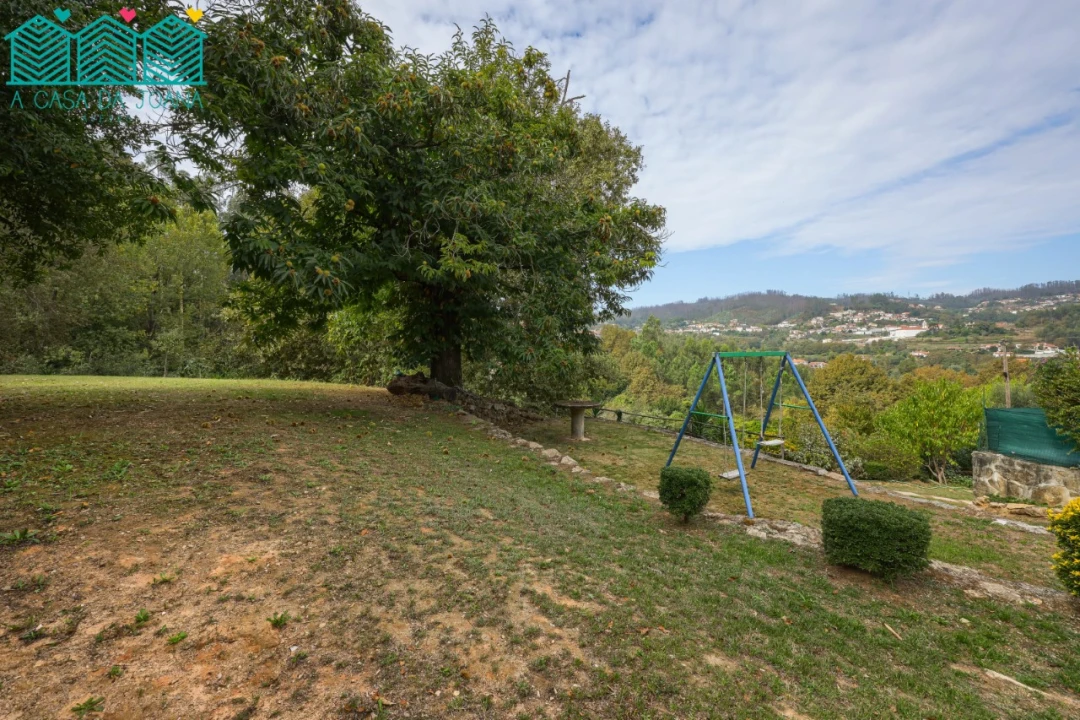 Moradia T5 para Venda em Cedrim e Paradela Foto 13