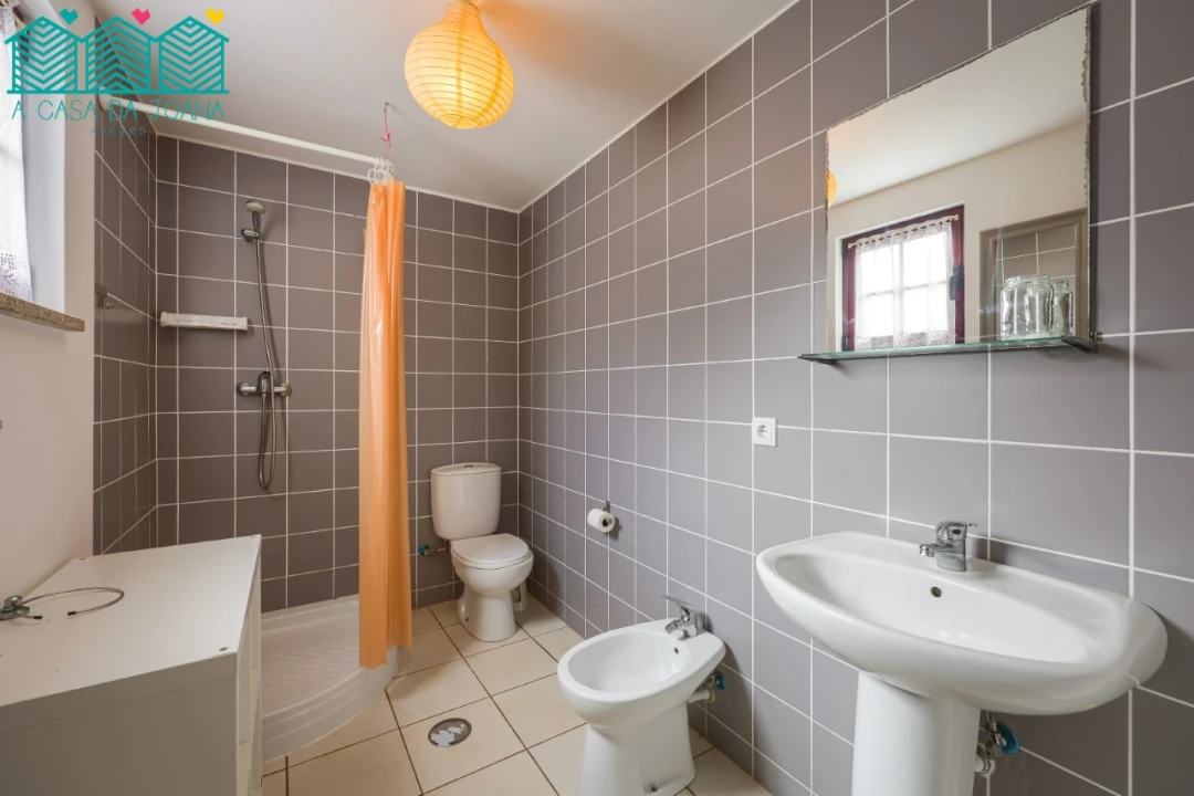 Moradia T5 para Venda em Cedrim e Paradela Foto 27