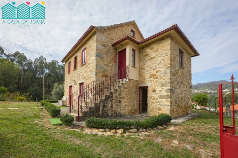 Moradia T5 para Venda em Cedrim e Paradela Foto 2