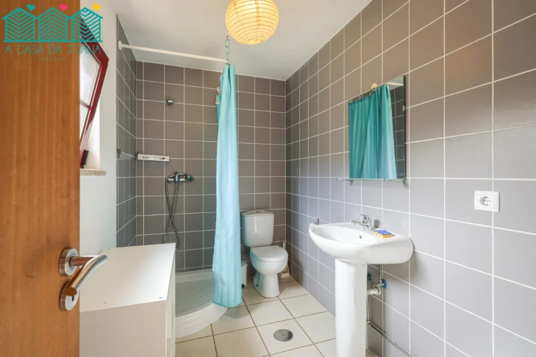 Moradia T5 para Venda em Cedrim e Paradela Foto 45