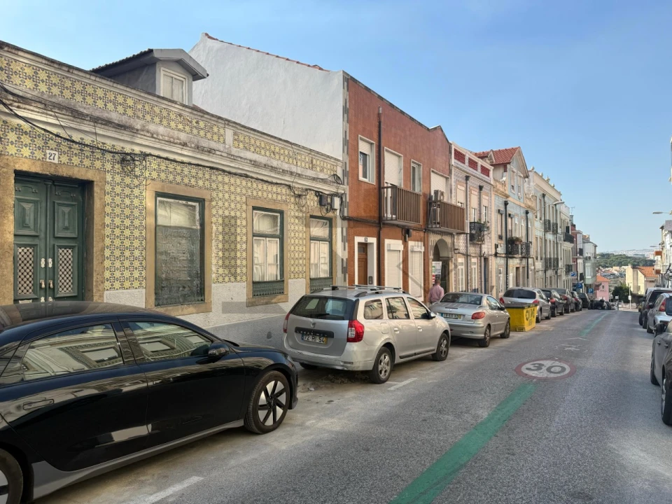 Prédio para Venda em Campolide Foto 12