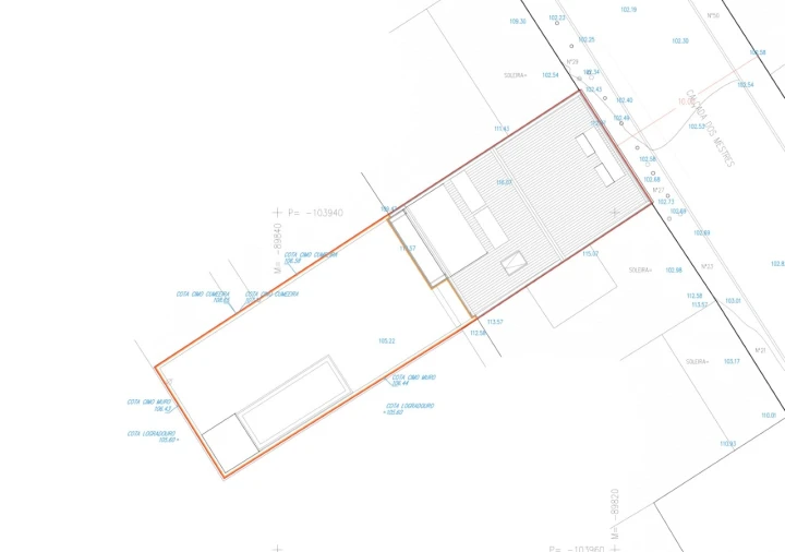 Prédio para Venda em Campolide Planta 3