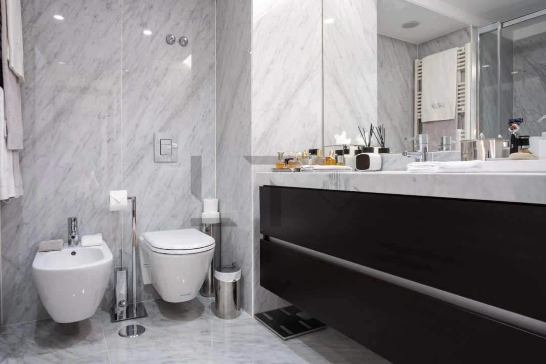 Apartamento T5 para Venda em Alvalade Foto 31