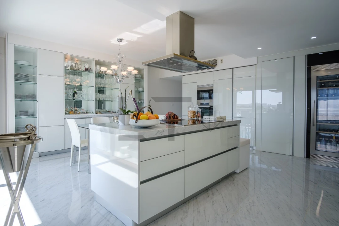 Apartamento T5 para Venda em Alvalade Foto 45