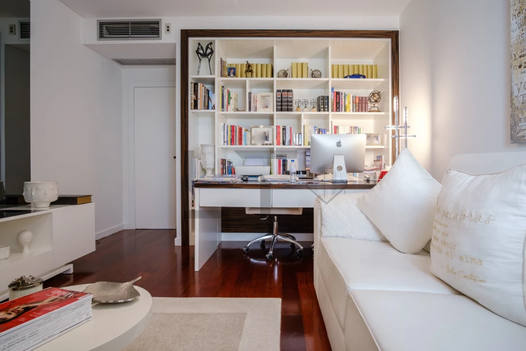 Apartamento T5 para Venda em Alvalade Foto 52