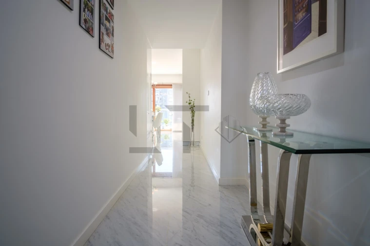 Apartamento T5 para Venda em Alvalade Foto 39