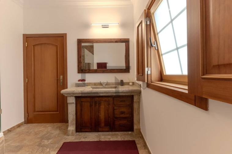 Quinta T4 para Venda em Mafra Foto 32