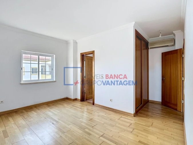 Apartamento T3 para Venda em Santa Maria e São Miguel, São Martinho, São Pedro Penaferrim Foto 23