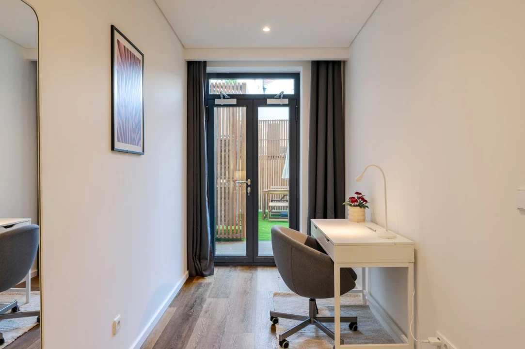 Apartamento T2 para Venda em Cedofeita, Santo Ildefonso, Sé, Miragaia, São Nicolau e Vitória Foto 9