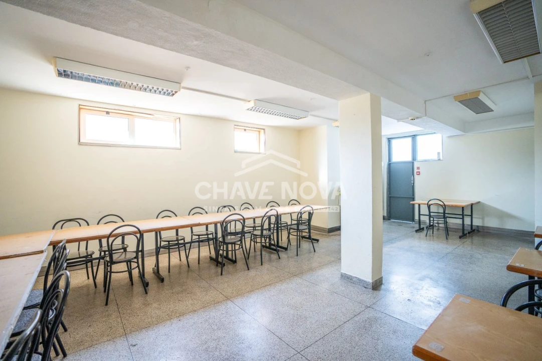 Loja para Trespasse em Custóias, Leça do Balio e Guifões Foto 16