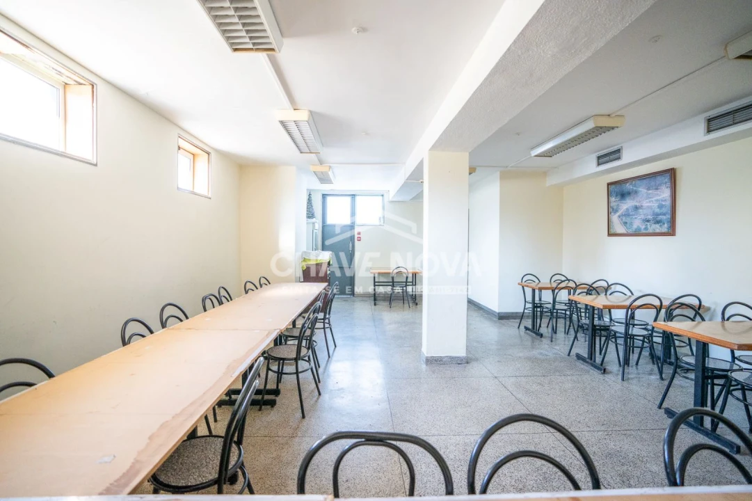 Loja para Trespasse em Custóias, Leça do Balio e Guifões Foto 17