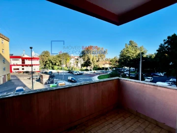 Apartamento T2 para Venda em Algueirão-Mem Martins