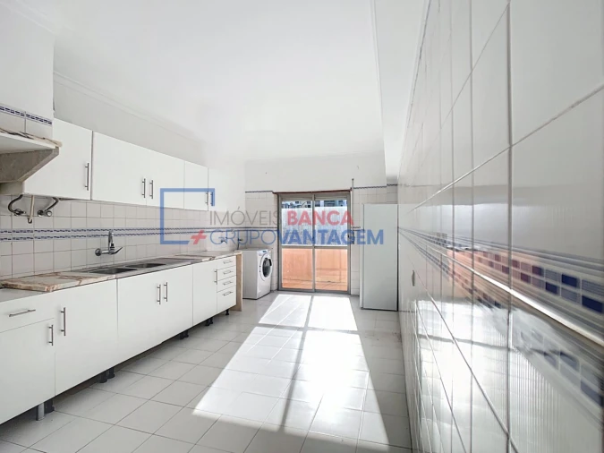 Apartamento T2 para Venda em Algueirão-Mem Martins Foto 8