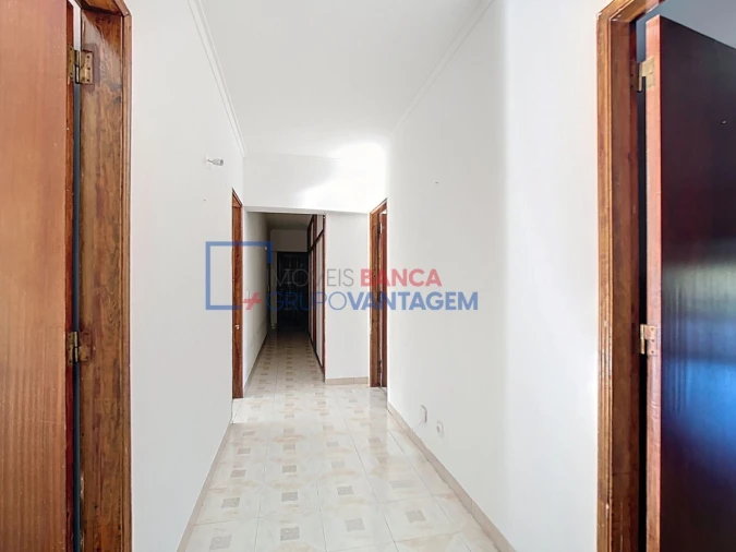 Apartamento T2 para Venda em Algueirão-Mem Martins Foto 18