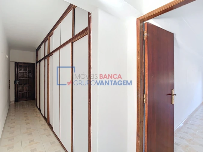 Apartamento T2 para Venda em Algueirão-Mem Martins Foto 19