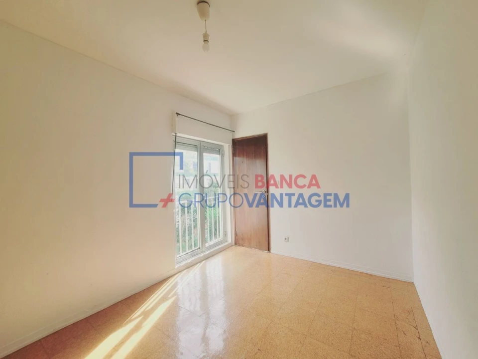 Apartamento T2 para Venda em Massamá e Monte Abraão Foto 5