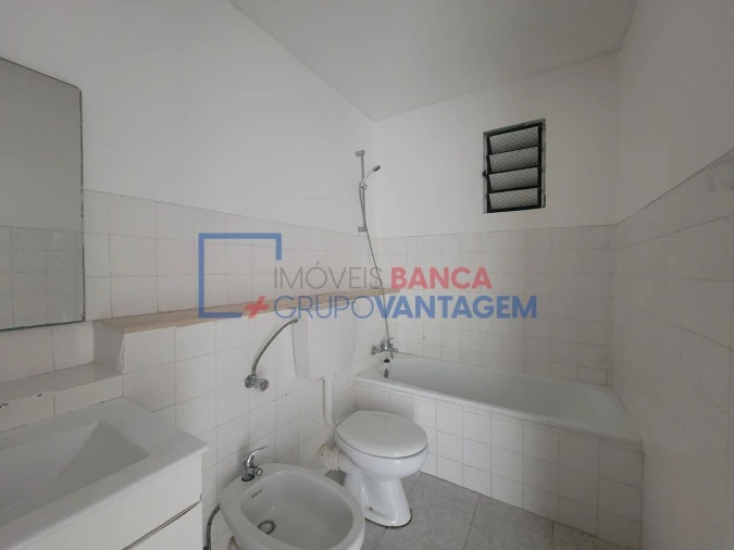 Apartamento T2 para Venda em Massamá e Monte Abraão Foto 13