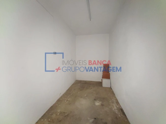 Apartamento T2 para Venda em Massamá e Monte Abraão Foto 15