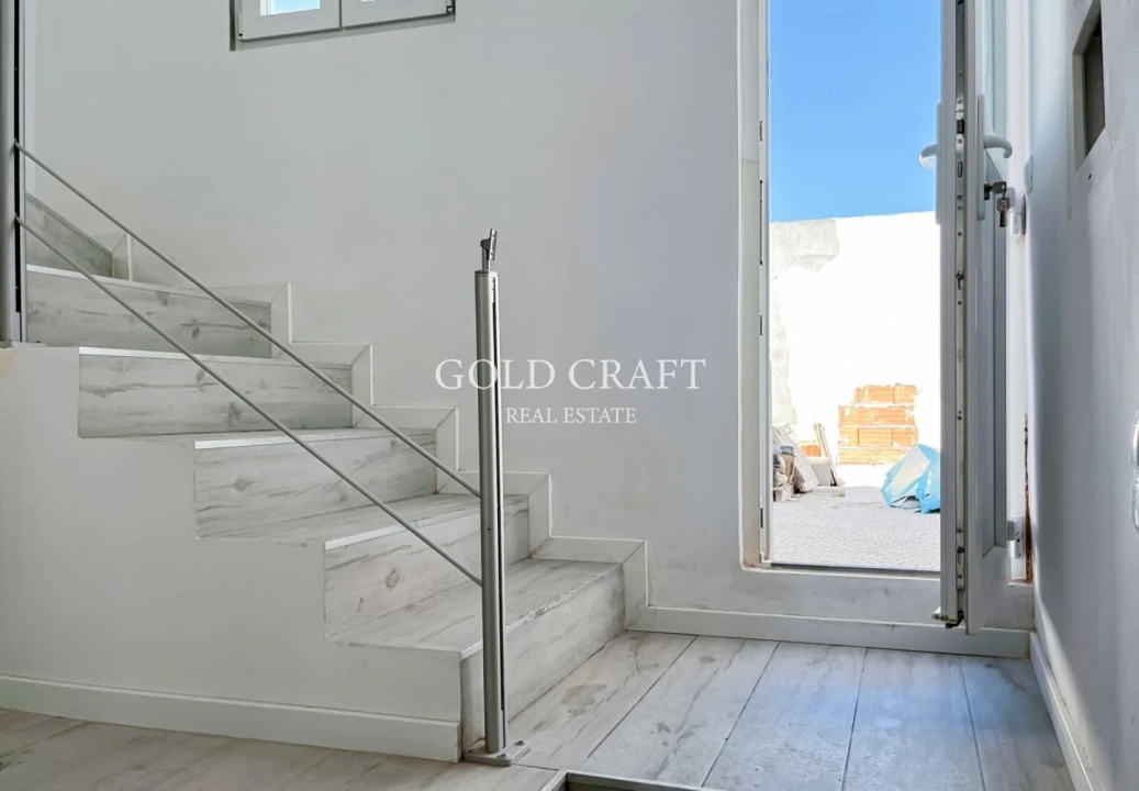 Moradia T9 para Venda em Ajuda Foto 23