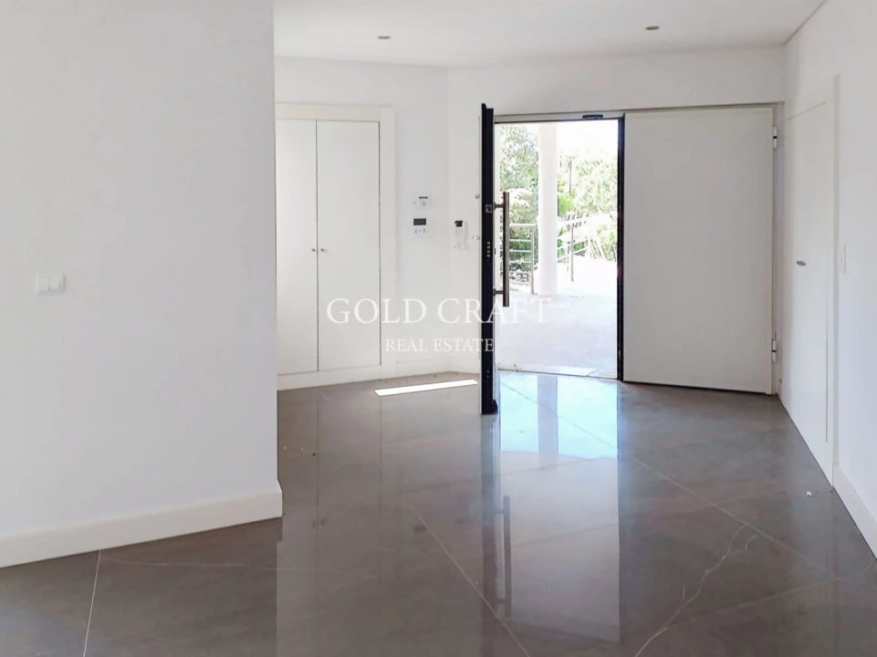 Moradia T4 para Venda em Queluz e Belas Foto 5