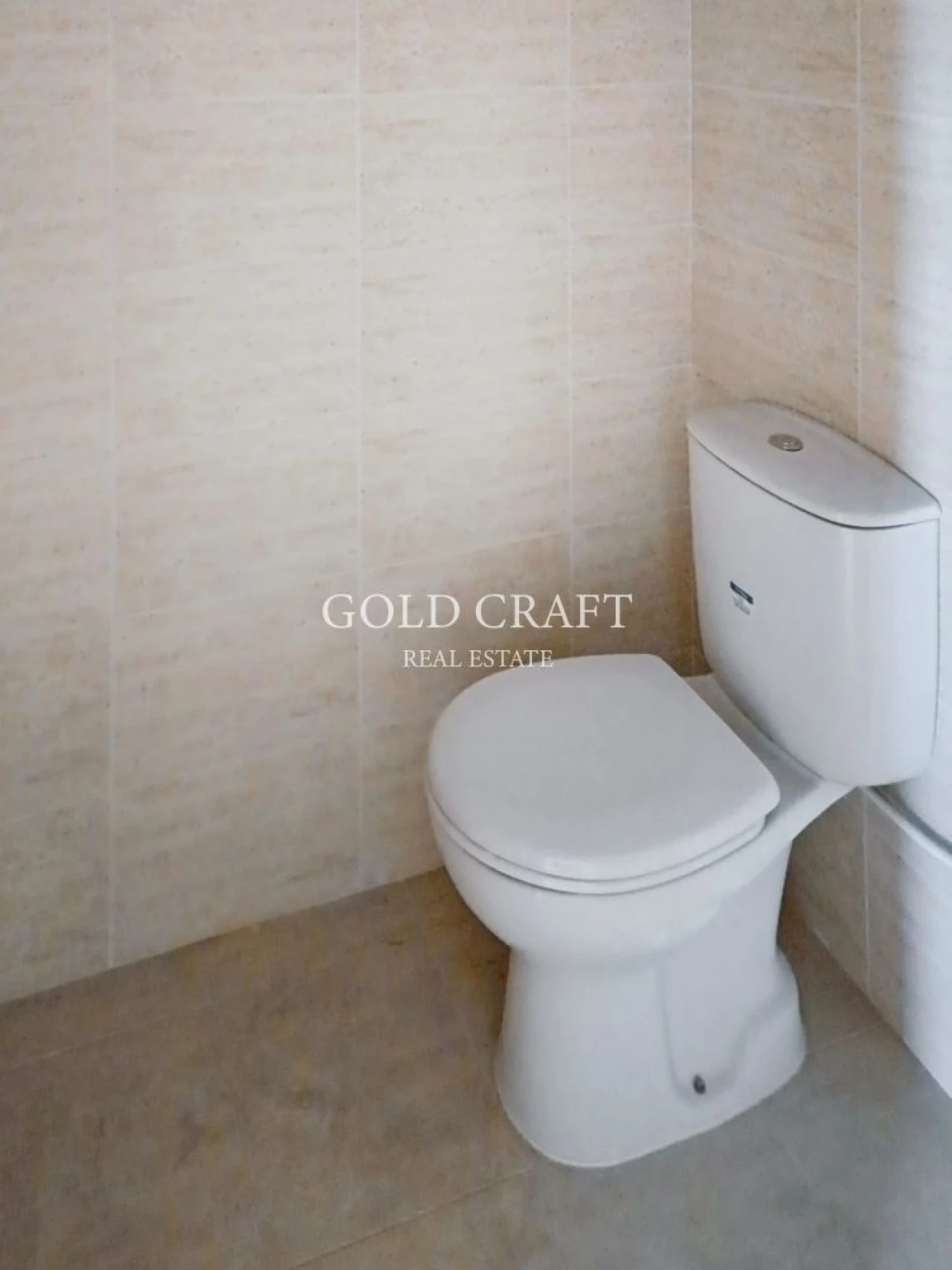 Loja para Arrendamento em Mina de Água Foto 9