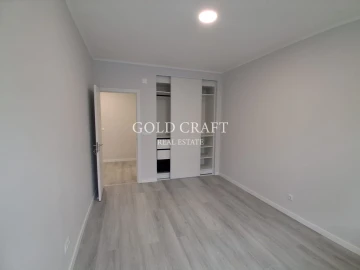 Apartamento T2 para Venda em Oeiras e São Julião da Barra, Paço de Arcos e Caxias