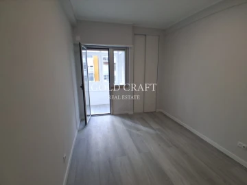 Apartamento T2 para Venda em Oeiras e São Julião da Barra, Paço de Arcos e Caxias