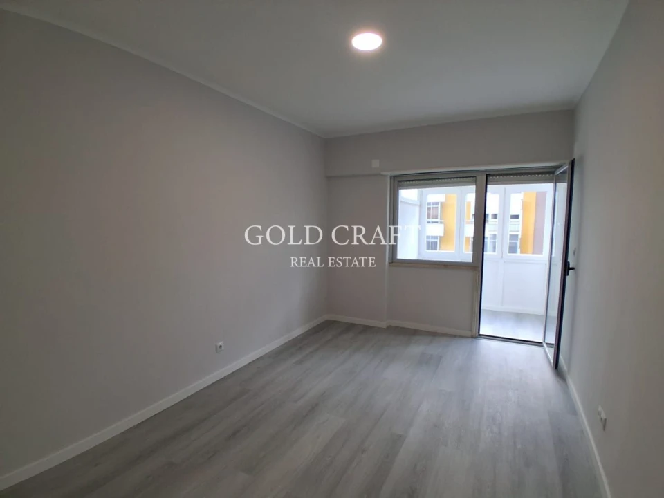 Apartamento T2 para Venda em Oeiras e São Julião da Barra, Paço de Arcos e Caxias Foto 17