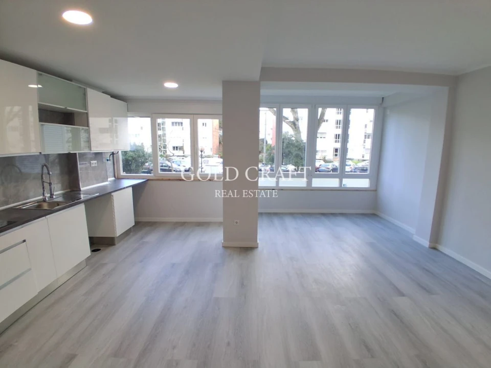 Apartamento T2 para Venda em Oeiras e São Julião da Barra, Paço de Arcos e Caxias Foto 2