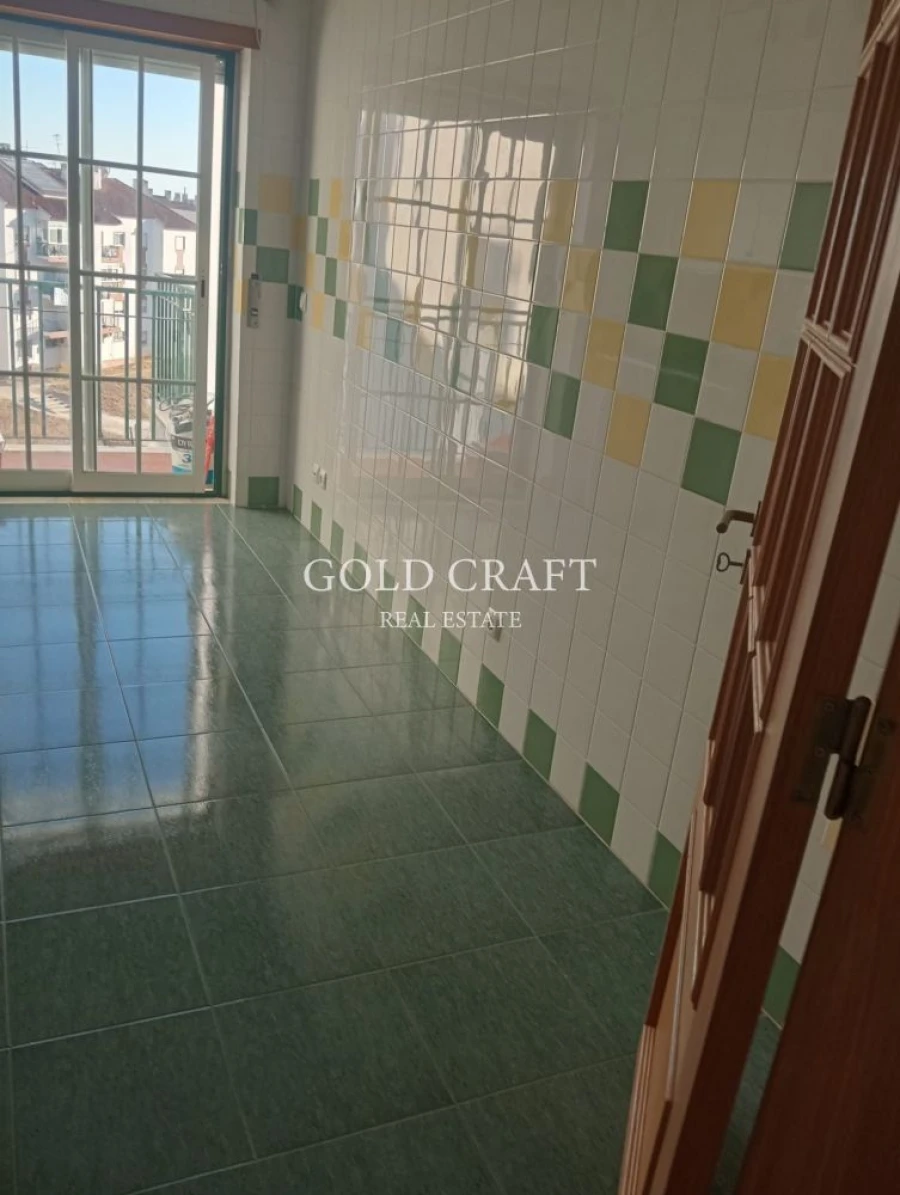 Apartamento T3 para Venda em Azambuja Foto 4