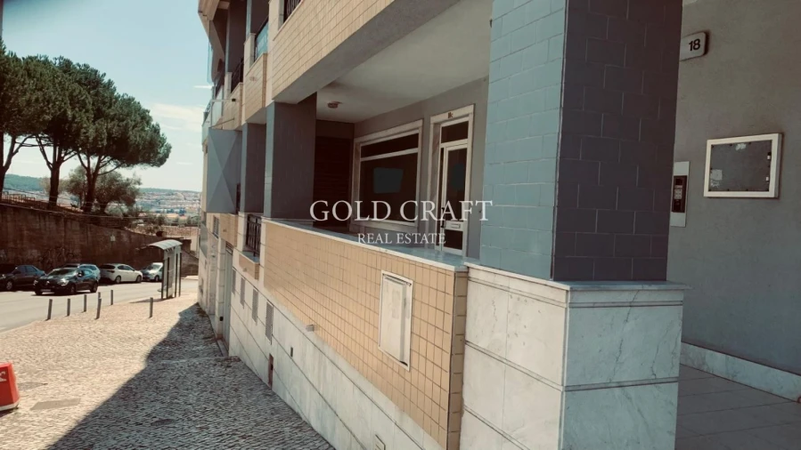 Loja para Venda em Falagueira-Venda Nova Foto 11