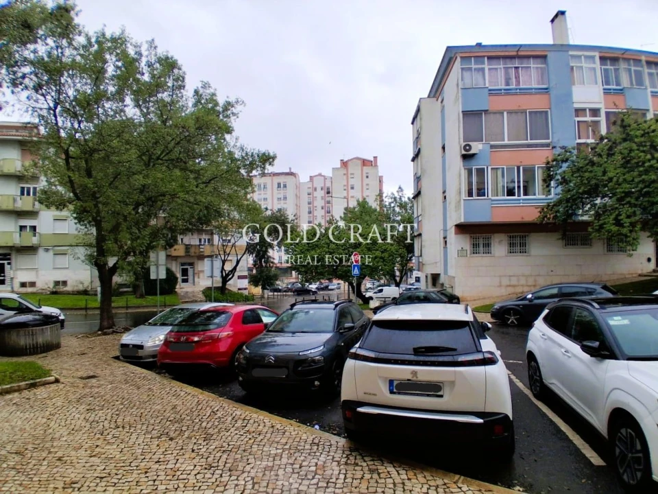 Apartamento T2 para Venda em Águas Livres Foto 20