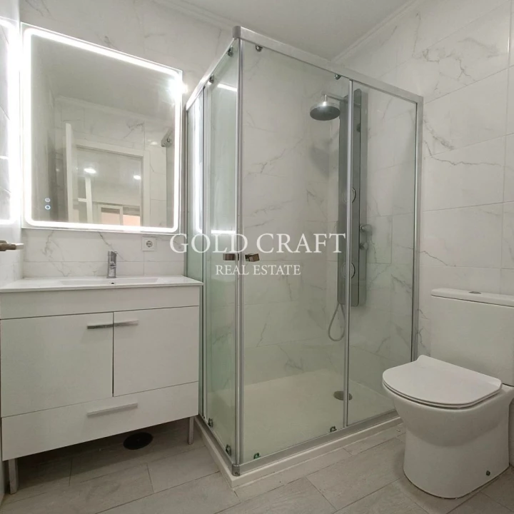 Apartamento T2 para Venda em Benfica Foto 5