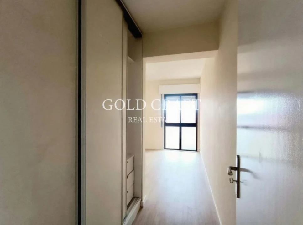 Apartamento T2 para Venda em Algueirão-Mem Martins Foto 8