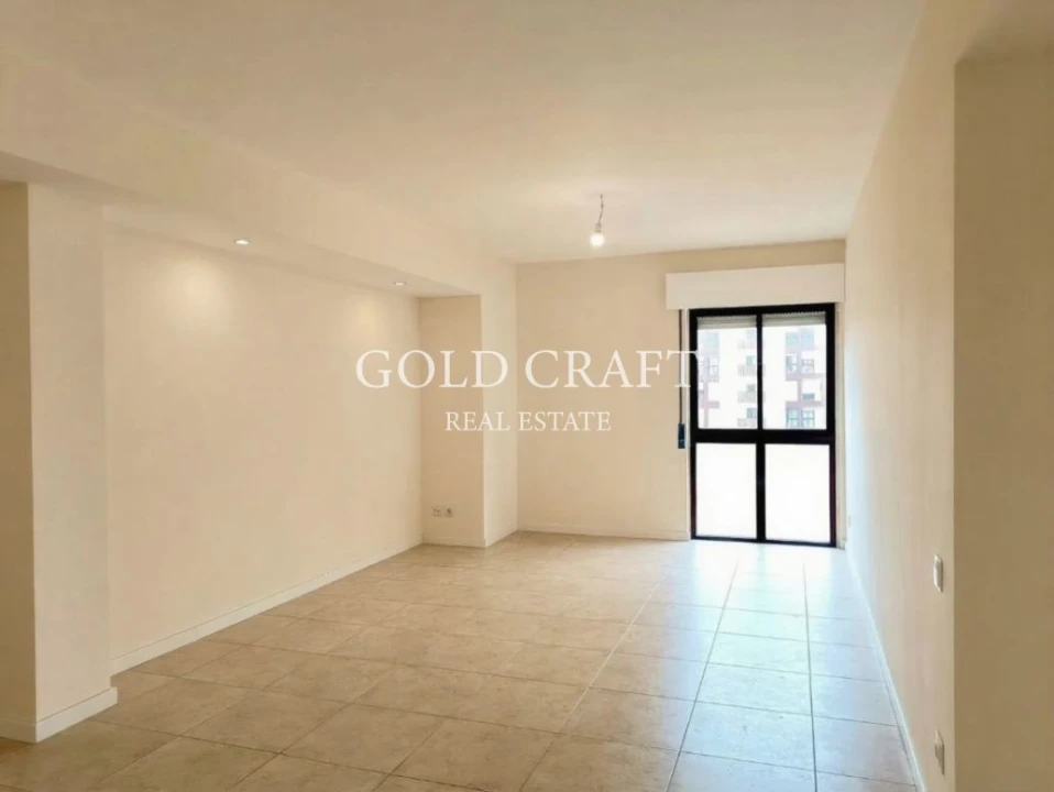 Apartamento T2 para Venda em Algueirão-Mem Martins Foto 2