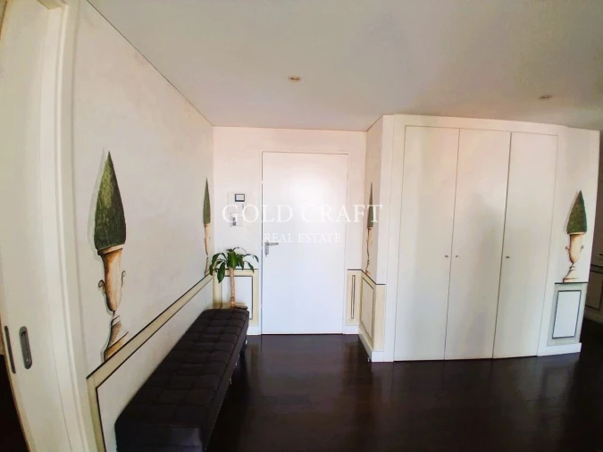 Apartamento T7 para Venda em Alvalade Foto 8