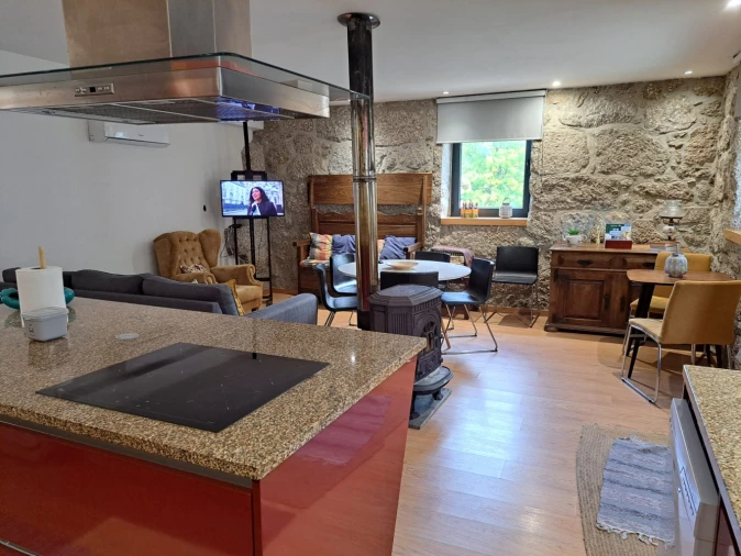 Quinta T3 para Venda em Calvos e Frades Foto 3