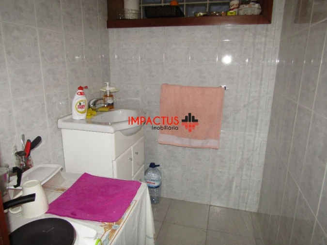 Moradia T2 para Venda em Castêlo da Maia Foto 3