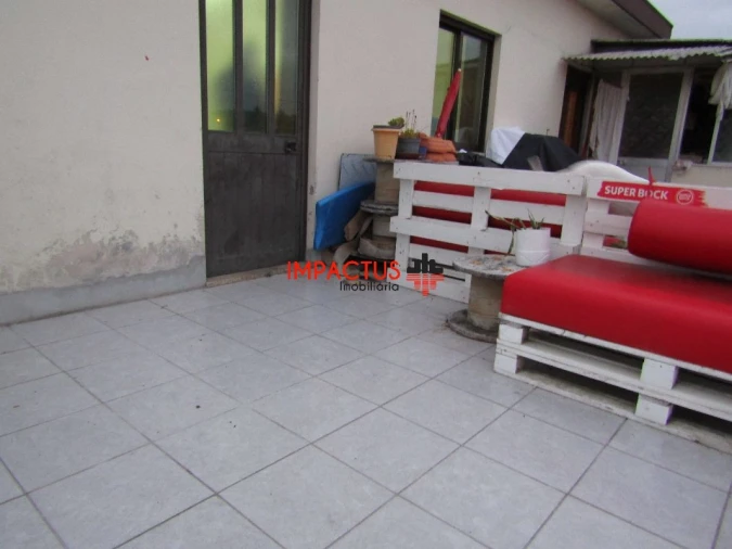 Moradia T2 para Venda em Castêlo da Maia Foto 8