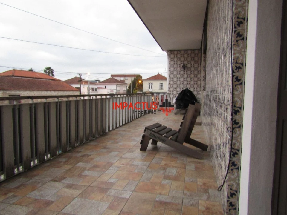 Moradia T2 para Venda em Castêlo da Maia Foto 1