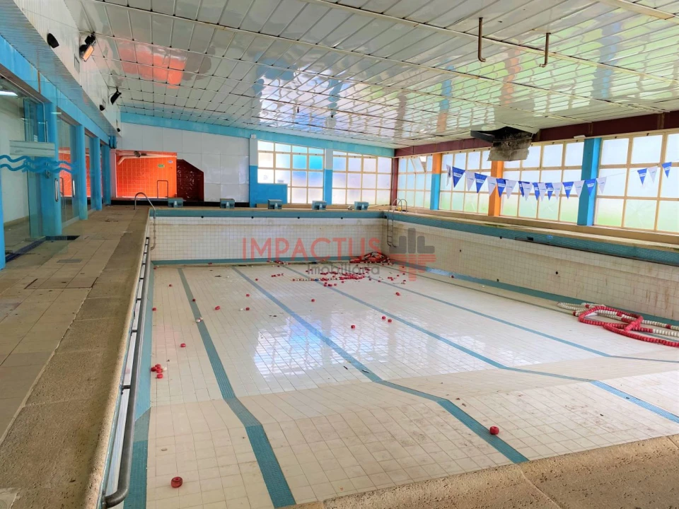 Loja para Venda em Bougado (São Martinho e Santiago) Foto 1