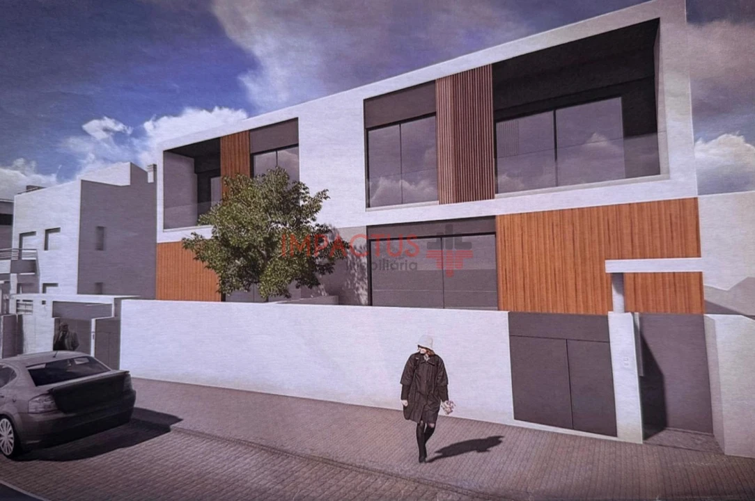 Terreno para Venda em Castêlo da Maia Foto 1