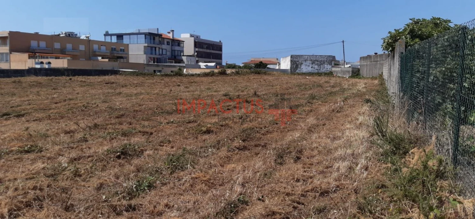 Terreno para Venda em Póvoa de Varzim, Beiriz e Argivai Foto 9
