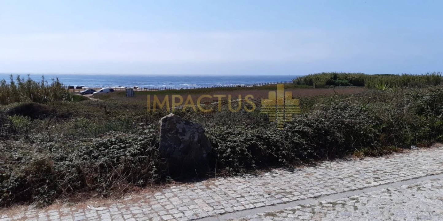 Terreno para Venda em Aver-O-Mar, Amorim e Terroso Foto 2