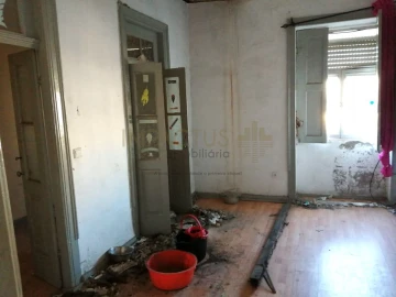 Moradia T3 para Venda em Campanhã
