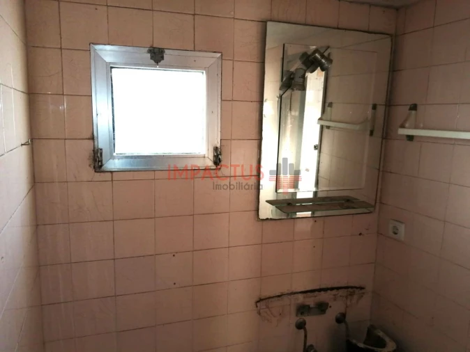 Moradia T3 para Venda em Campanhã Foto 29