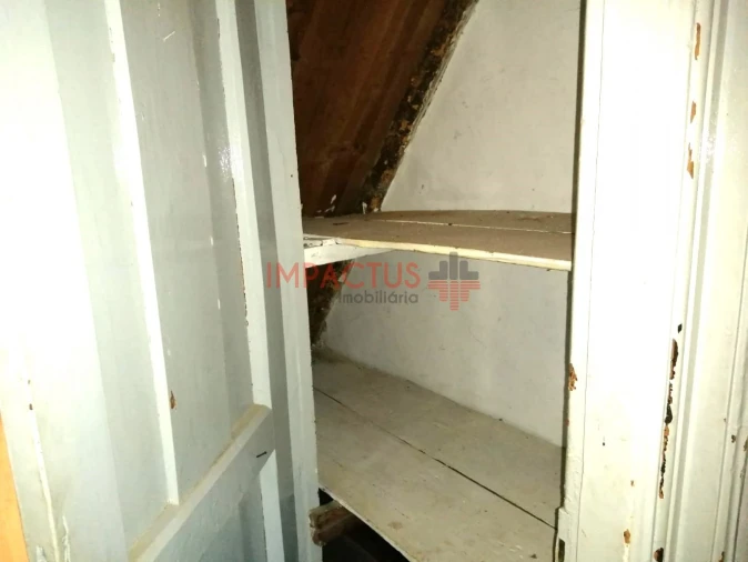 Moradia T3 para Venda em Campanhã Foto 11